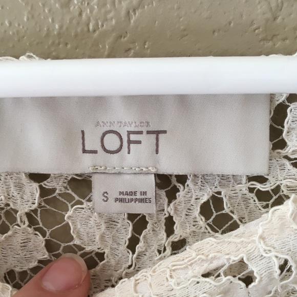 **SOLD ELSEWHERE: Lace shirt (LOFT, size S) - Picture 5 of 5